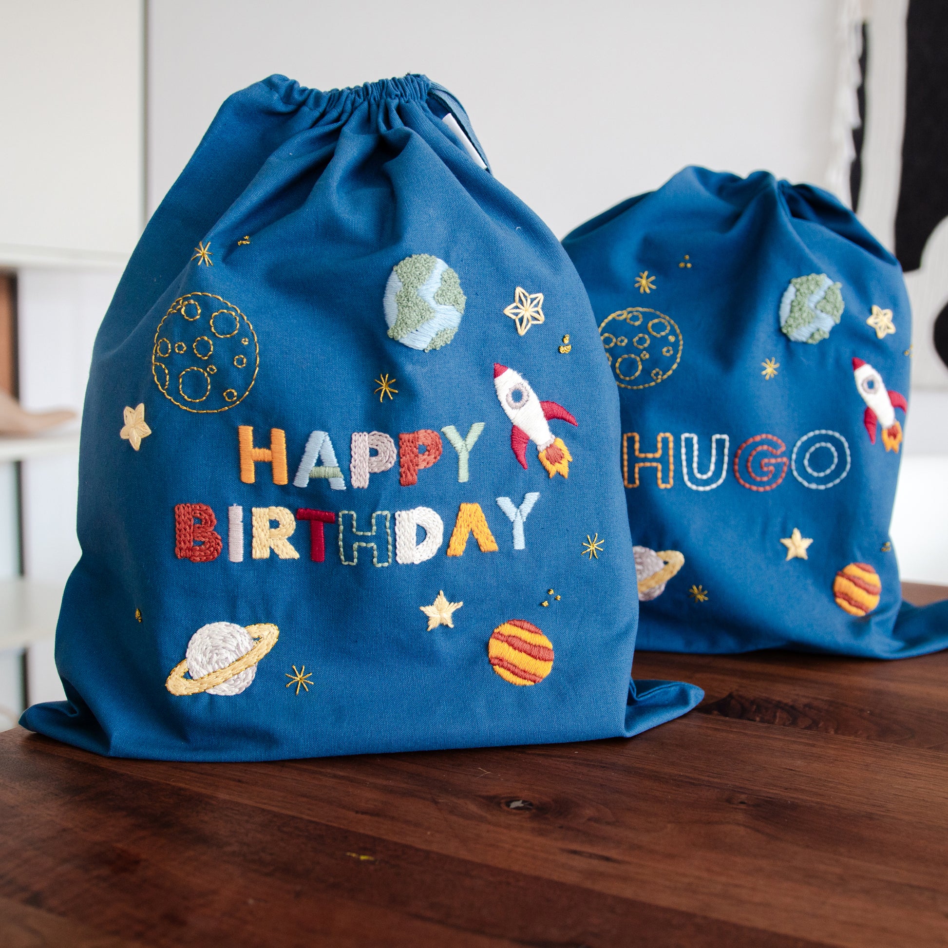 Happy Birthday Beutel Sticken lernen fuer Anfaenger Geschenkverpackung