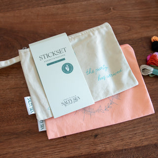 Stickset mit 2 Kosmetiktäschchen zum Verschenken oder als DIY Stickprojekt für die Vorweihnachtszeit und Silvester
