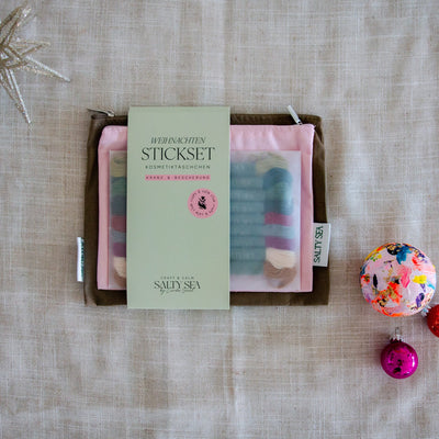 Stickset Kranz & Bescherung