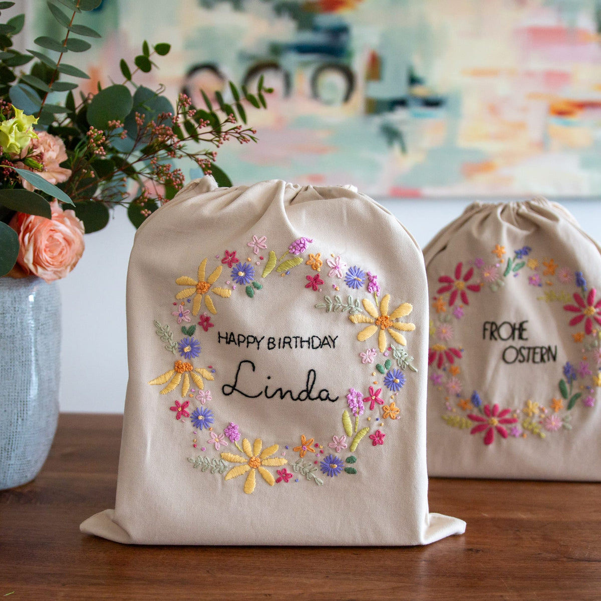 Nachhaltiger Geburtstagsbeutel mit Blumen zum Personalisieren als Geschenkverpackung