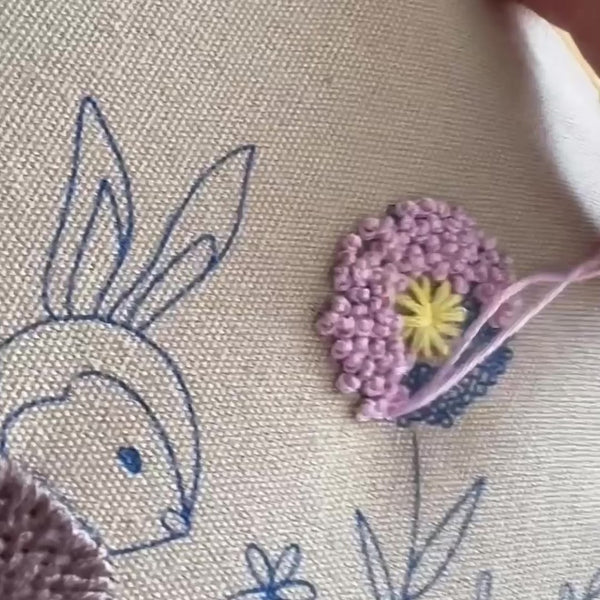 Säckchen mit Stickmuster zum Sticken mit Hasenmotiv zu Ostern